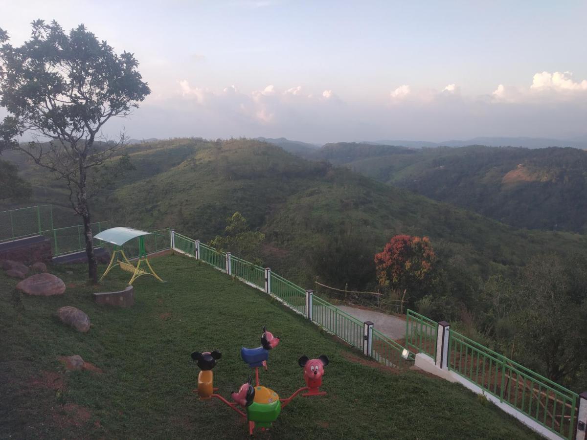 Vaga Mist Resort Vagamon Идуки Екстериор снимка