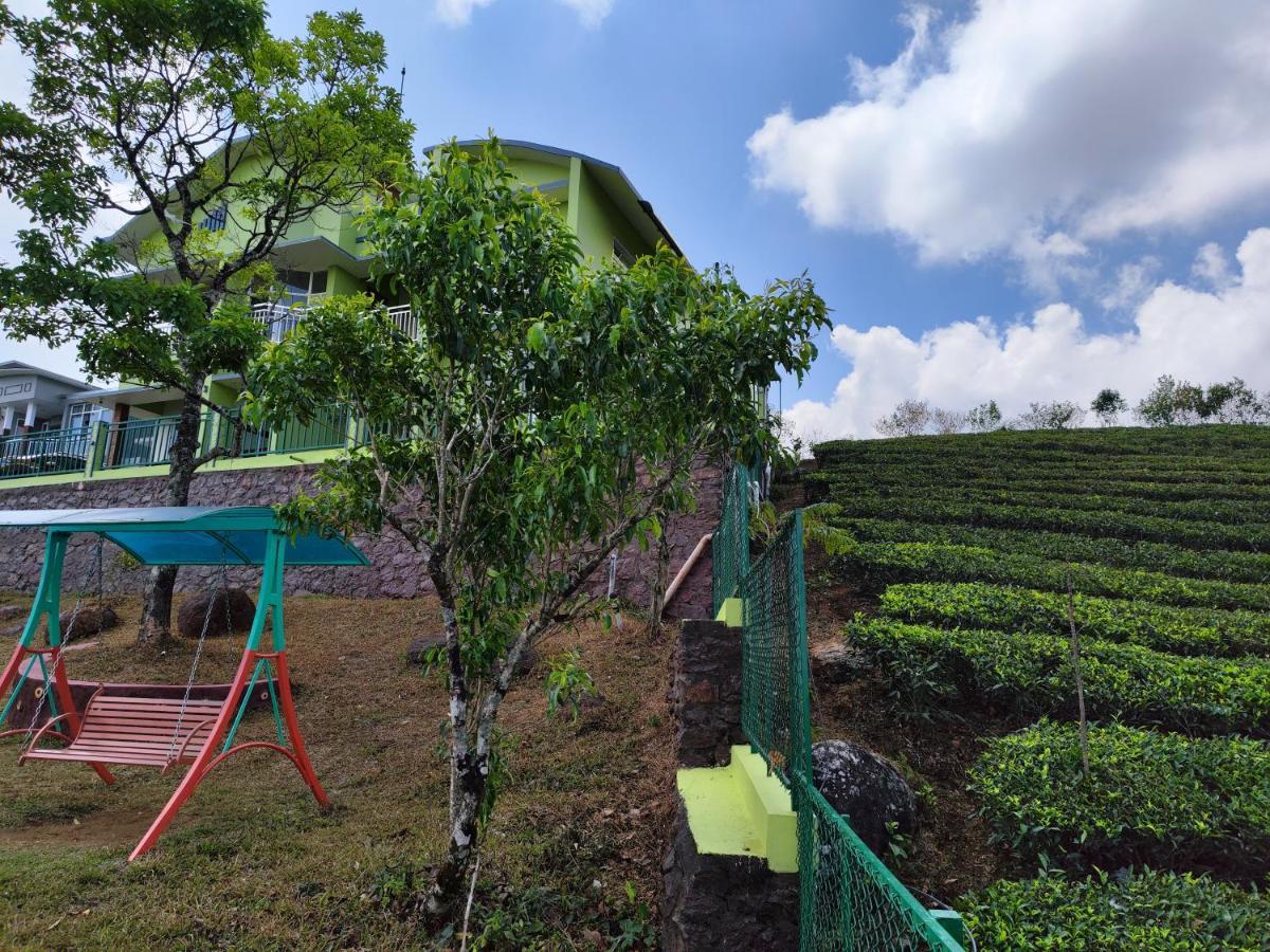 Vaga Mist Resort Vagamon Идуки Екстериор снимка