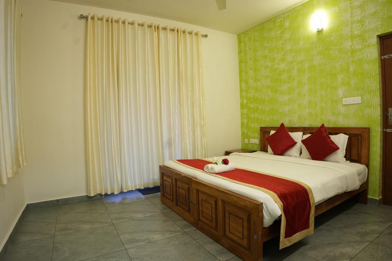 Vaga Mist Resort Vagamon Идуки Екстериор снимка