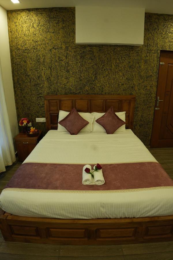 Vaga Mist Resort Vagamon Идуки Екстериор снимка