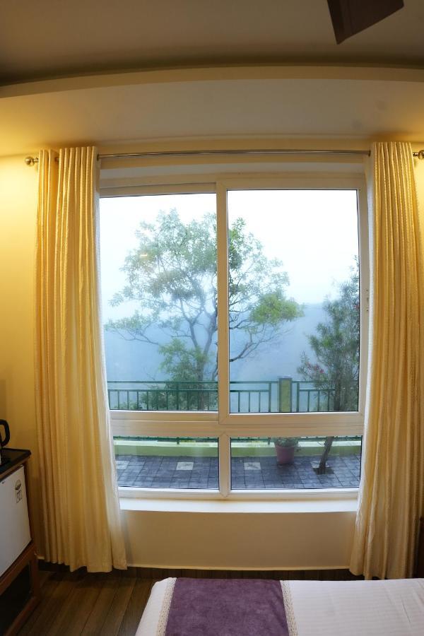 Vaga Mist Resort Vagamon Идуки Екстериор снимка